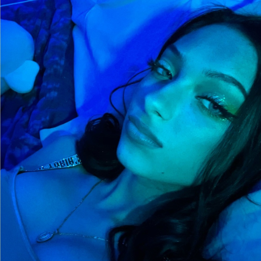 Meet your Posher, Anna